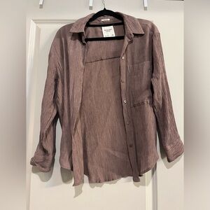 Abercrombie & Fitch oversized brown crinkle button down size XS